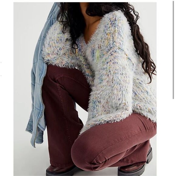 Free People Womens V-Neck Fuzzy Eyelash Knit Sweater oversized Multicolor XS - Picture 8 of 8